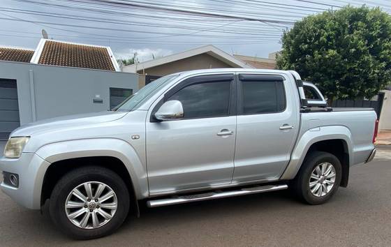 VOLKSWAGEN AMAROK 2.0 HIGHLINE 4X4 CD 16V TURBO INTERCOOLER DIESEL 4P AUTOMÁTICO VOLKSWAGEN AMAROK 2.0 HIGHLINE 4X4 CD 16V TURBO INTERCOOLER DIESEL 4P AUTOMÁTICO